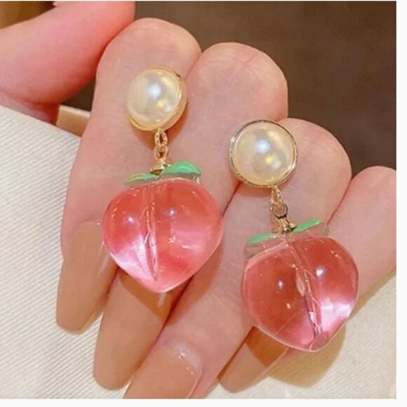 ⭐️❤️ FREE Peach Fruit Pearl Faux Chic Art Hip Modern Pop Girly Artsy Earrings - Picture 1 of 5